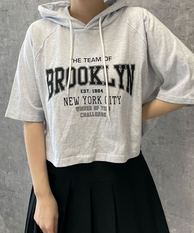 BROOKLYNショートパーカー【一部店舗限定】/杢グレー　モデル:155cm F着用